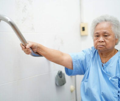 asian-senior-or-elderly-old-lady-woman-patient-use-2025-02-25-04-06-05-utc